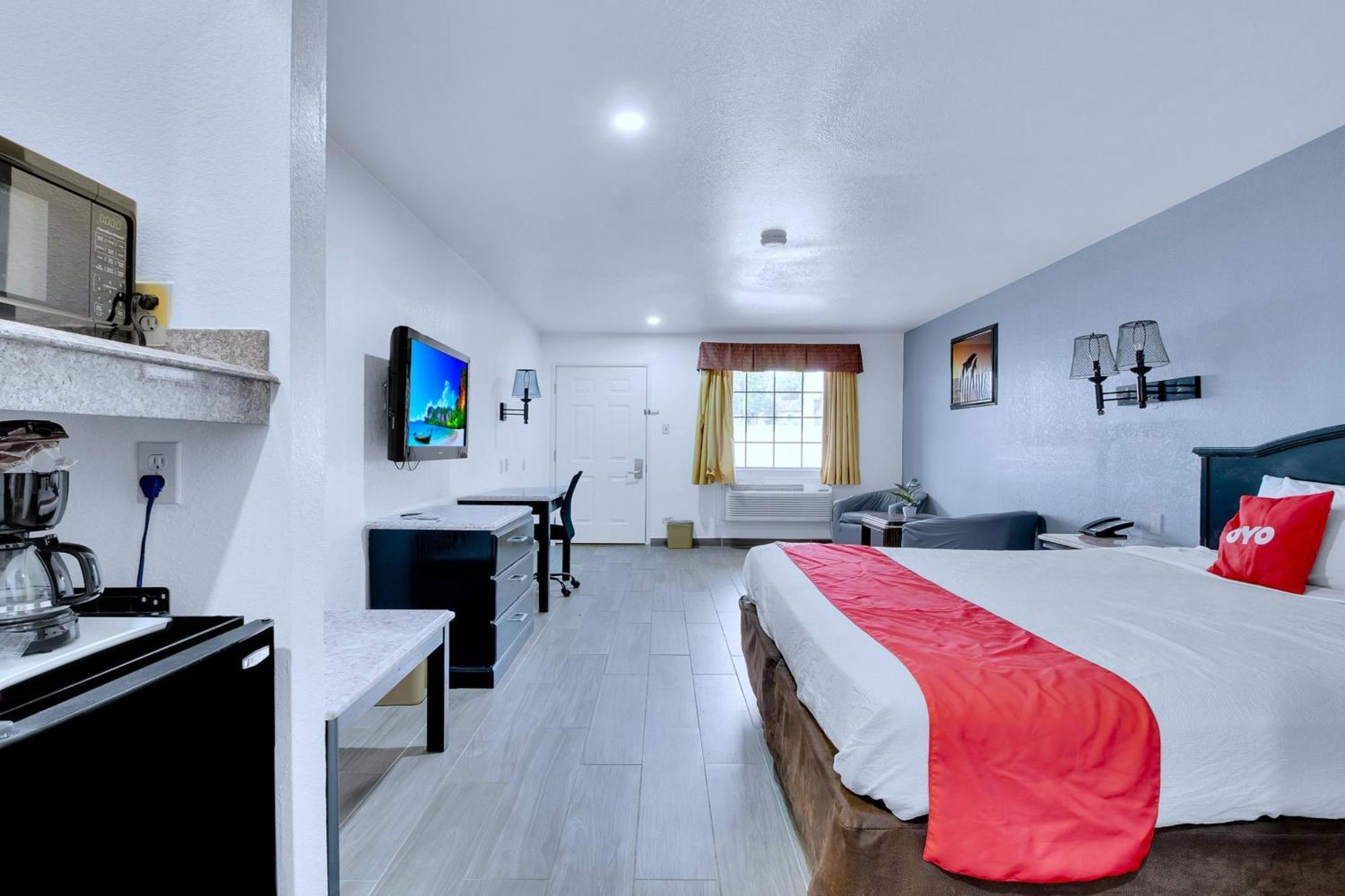 Three Rivers Executive Inn & Suites By Oyo Exterior foto